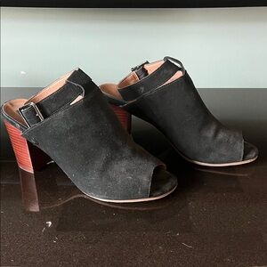 Vionic Black Suede Peep-Toe Mules with Brown Heel